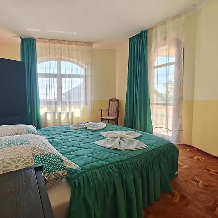 Apartment Lira