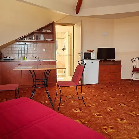 Apartman Lira